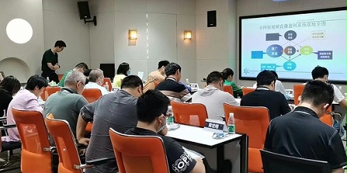 速盈娱乐坚果零食代工厂浅谈短视频直播优势