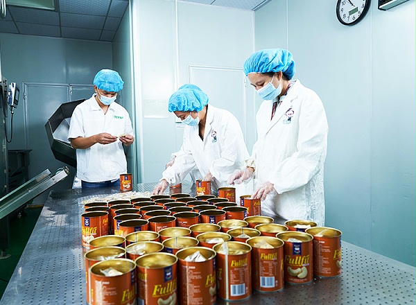 速盈娱乐员工检查产品