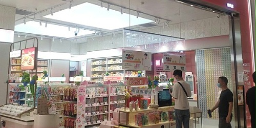速盈娱乐零食坚果代工厂浅谈休闲零食的市场潜力