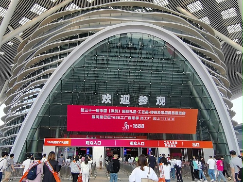 速盈娱乐坚果加工厂支持来样加工品牌贴牌代工坚果礼盒定制