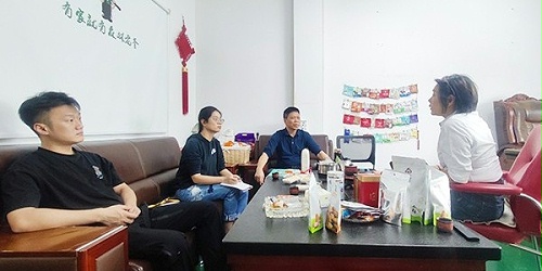 速盈娱乐坚果加工 厂与东莞宁总洽淡坚果项目