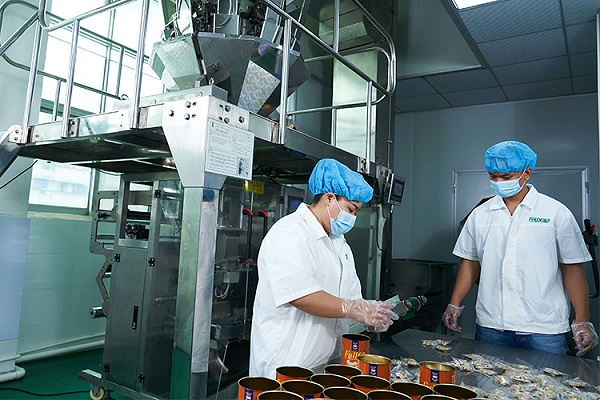 速盈娱乐坚果加工厂坚果年货礼盒批发