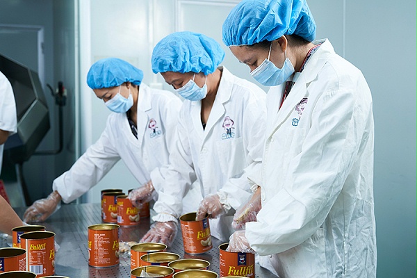 速盈娱乐坚果代工厂专注坚果礼盒定制加工企业礼盒定制