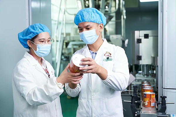 速盈娱乐坚果代工厂全自动化生产