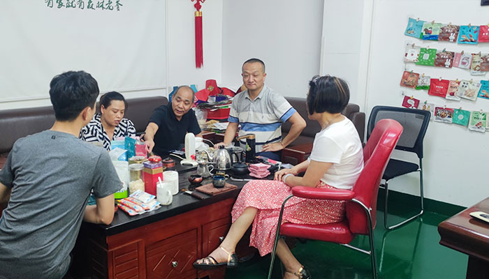 速盈娱乐混合坚果加工厂 跟东莞叶总洽谈坚果代工事宜