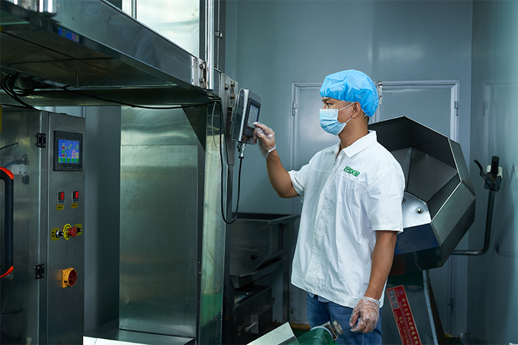 速盈娱乐坚果加工厂专业坚果代加工