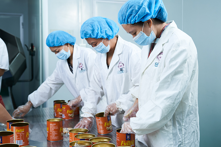 速盈娱乐坚果代工厂专注坚果礼盒定制加工企业礼盒定制