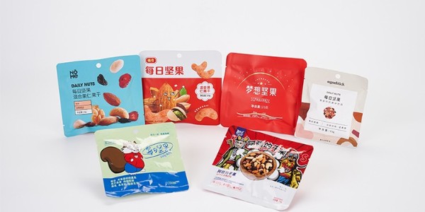 每日坚果的诞生，从原料选择开始，速盈娱乐坚果代工厂小编带你看下